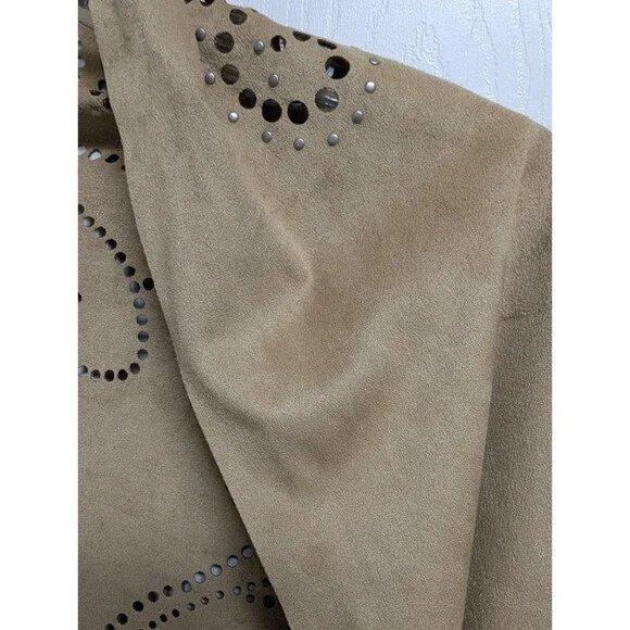 Curations Caravan Tan Faux Suede Laser Cut Fringe Wrap Shawl Studded Boho OS - Picture 15 of 16